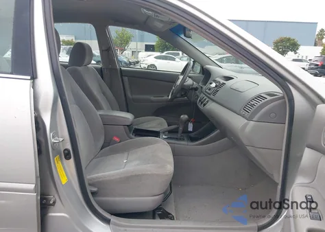 2004 Toyota Camry Le from USA, damaged, VIN 4T1BE30K24U940274